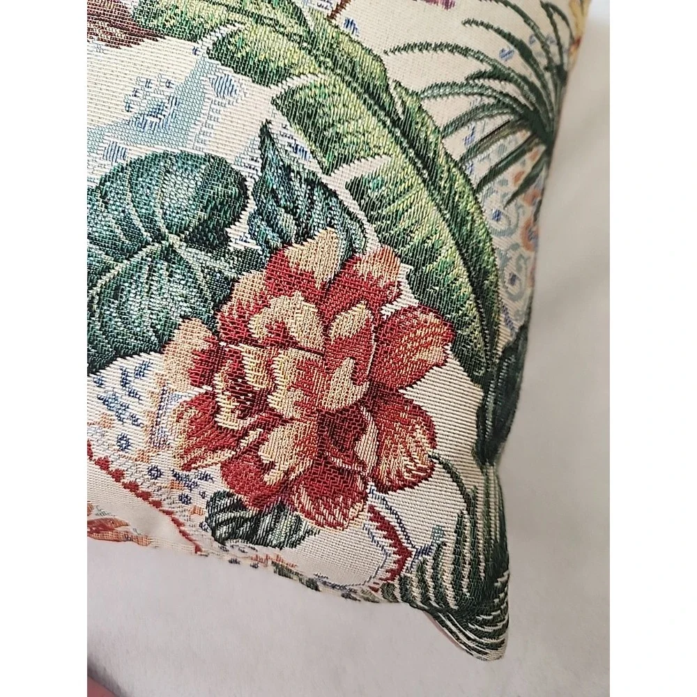 Hines of Oxford Exotic Bird Tapestry Decorative Cusion‎ Pillow 13x13